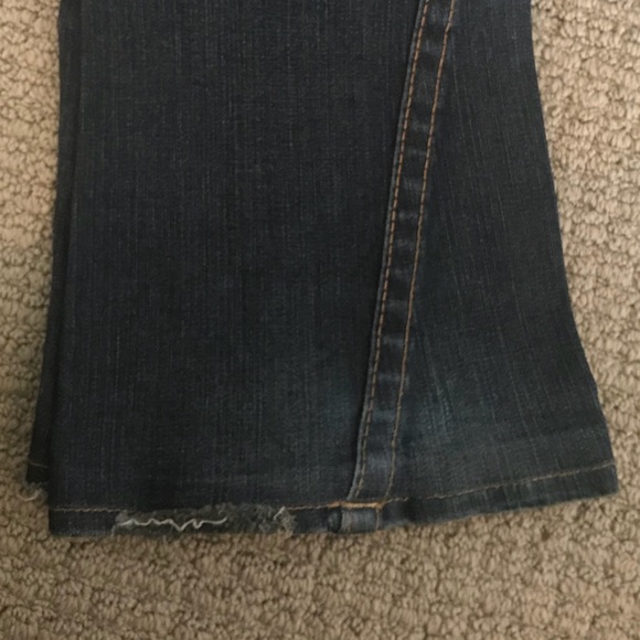 True Religion Jeans with original distressed hem - Picture 5 of 6